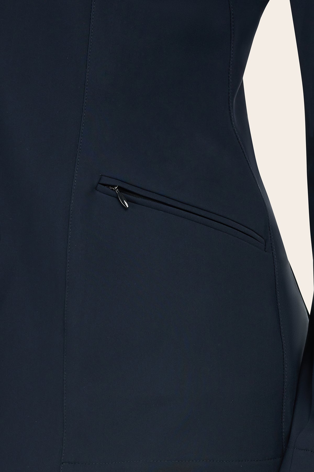 NEW Victory Show Coat